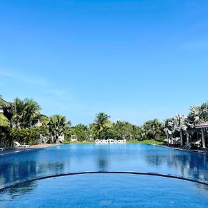 Gold Coast Hotel Resort & Spa