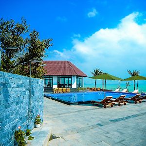 Aurora Villas And Resort